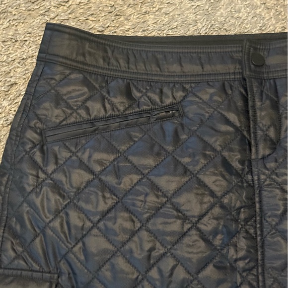 Athleta Black Quilted Puffer Skirt Zipper Pockets Size 8 Athletic Snow Ski - Picture 5 of 9